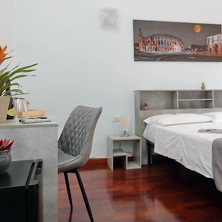 Lhg Comfy Rooms Rome Exterior photo