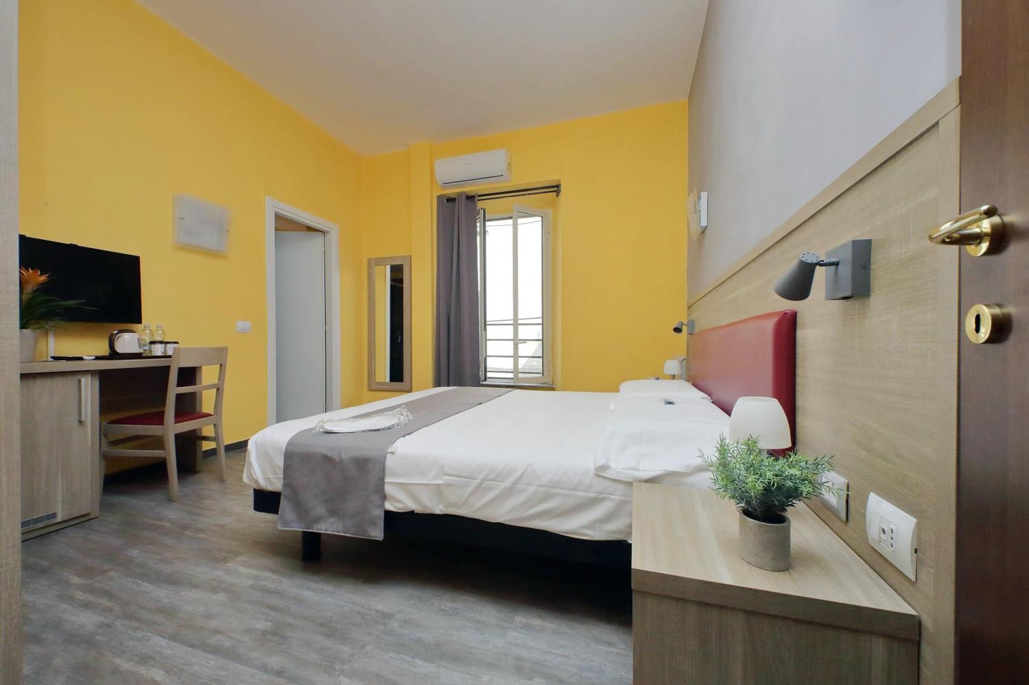 Lhg Comfy Rooms Rome Exterior photo