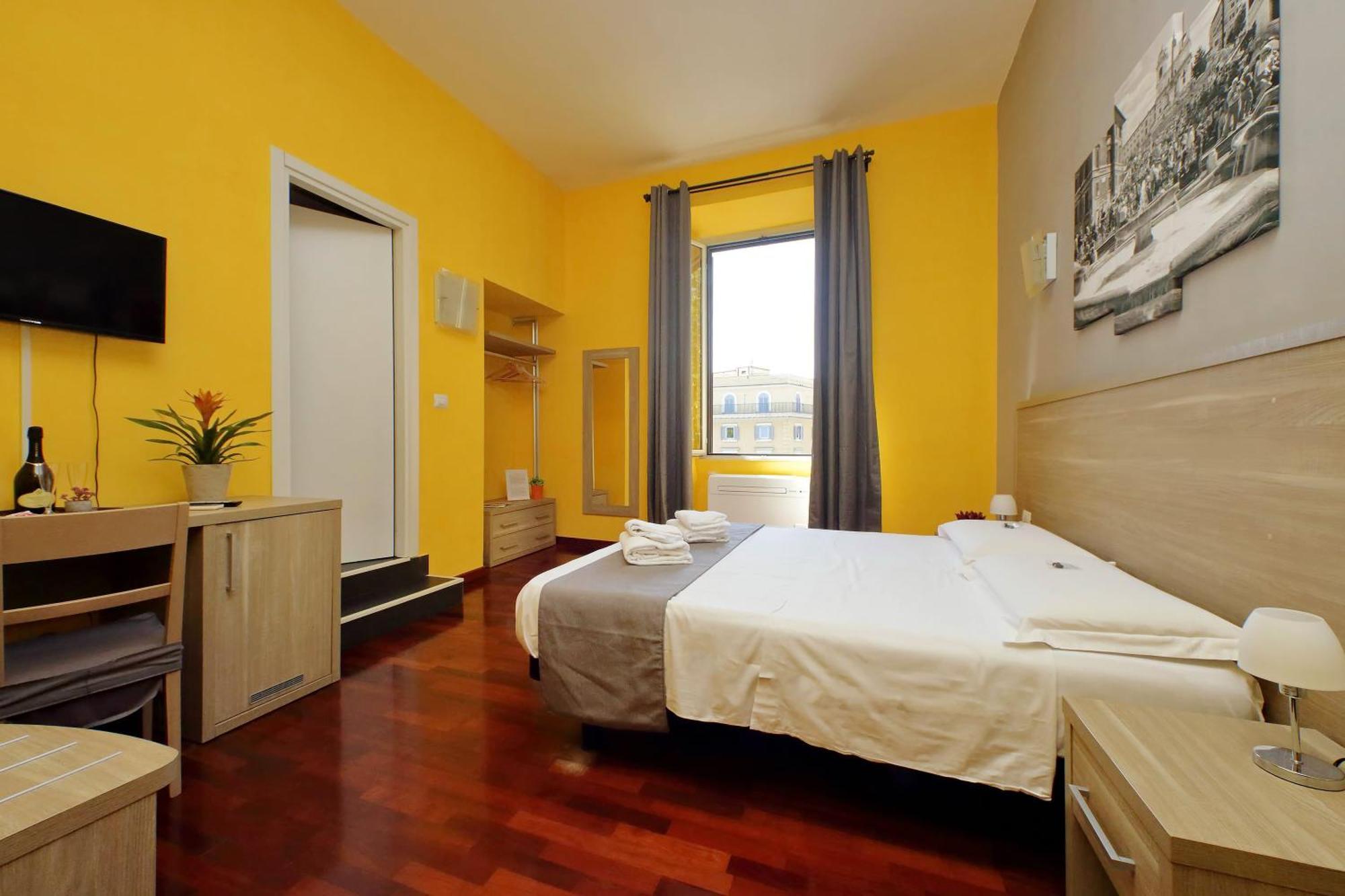 Lhg Comfy Rooms Rome Exterior photo