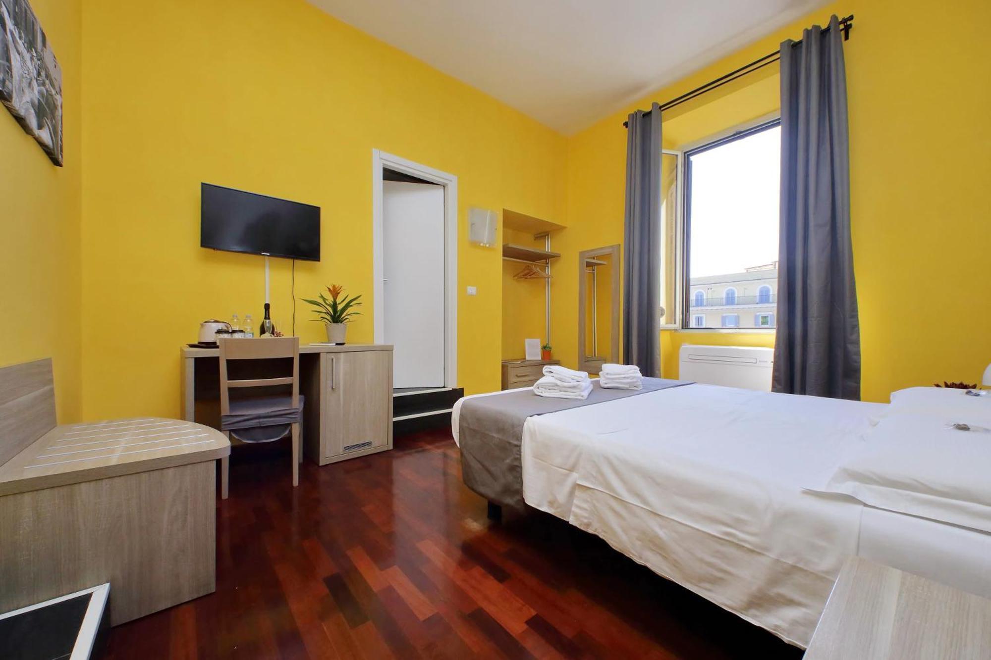 Lhg Comfy Rooms Rome Exterior photo